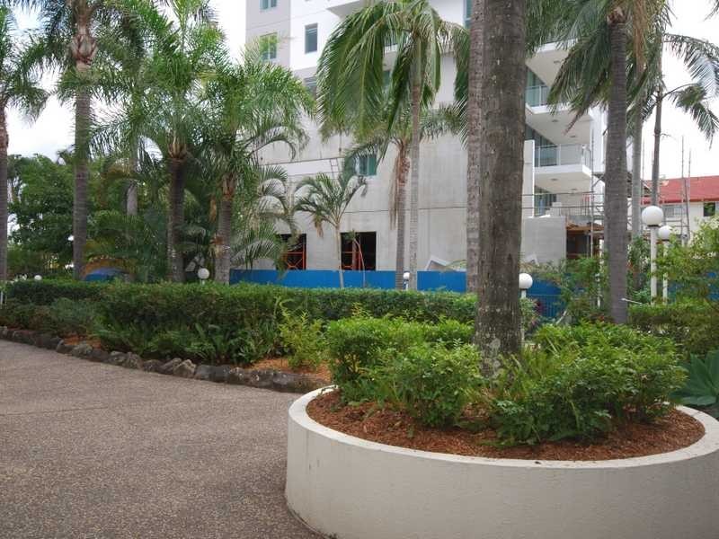 Unit 2/1899 Gold Coast Highway, Burleigh Heads QLD 4220