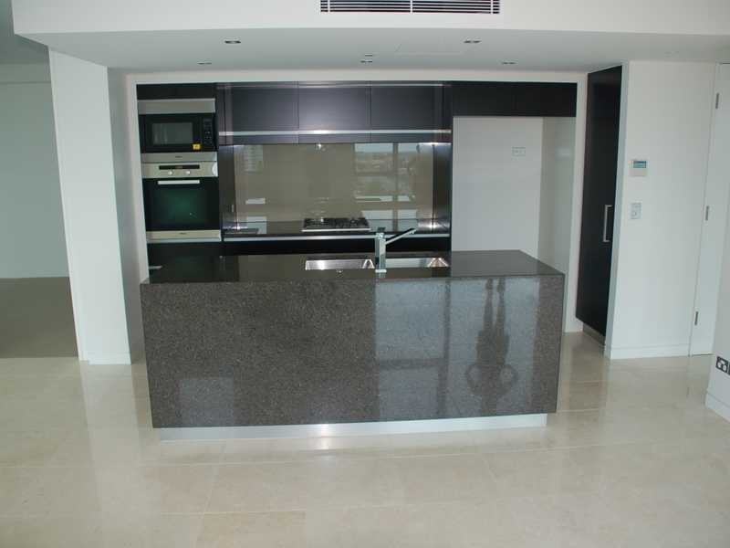 16/106-108 The Esplanade, Burleigh Heads QLD 4220