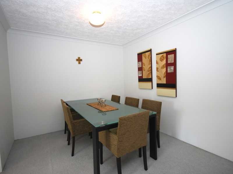 Unit 24/7 First Avenue, Burleigh Heads QLD 4220