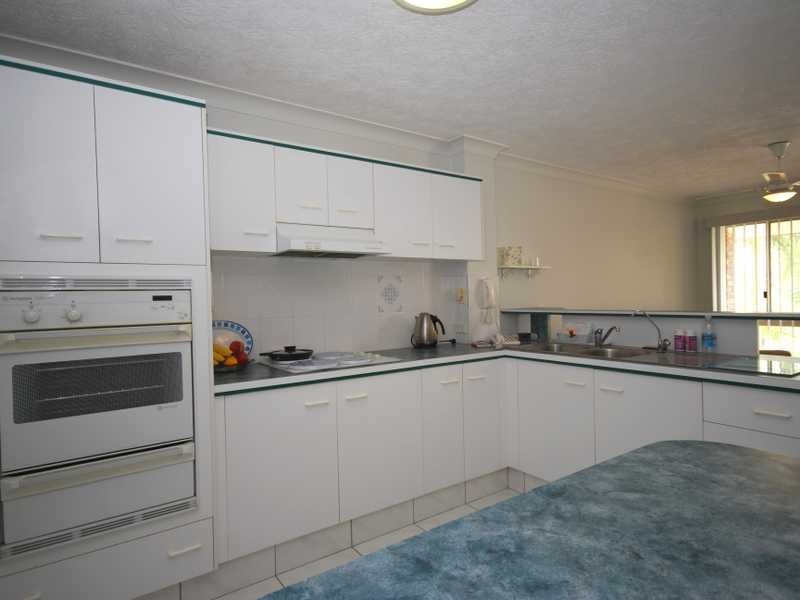 Unit 24/7 First Avenue, Burleigh Heads QLD 4220