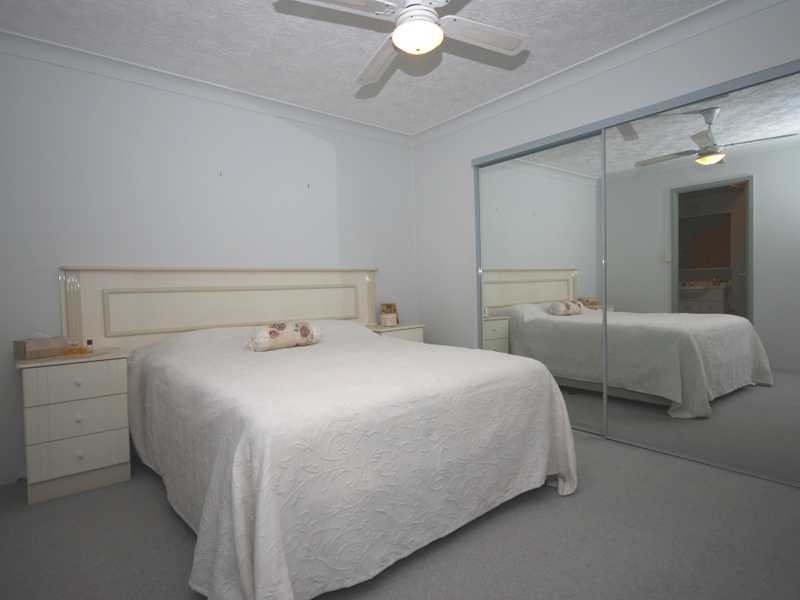 Unit 24/7 First Avenue, Burleigh Heads QLD 4220