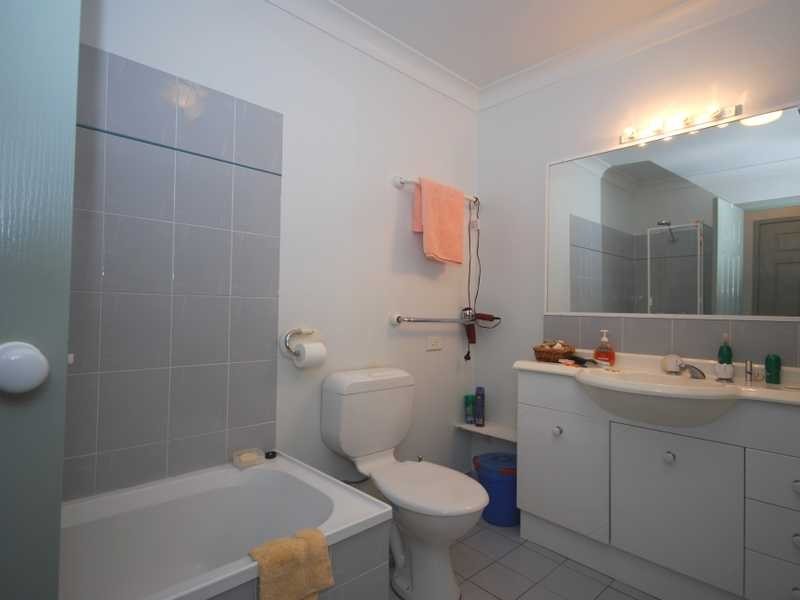 Unit 24/7 First Avenue, Burleigh Heads QLD 4220