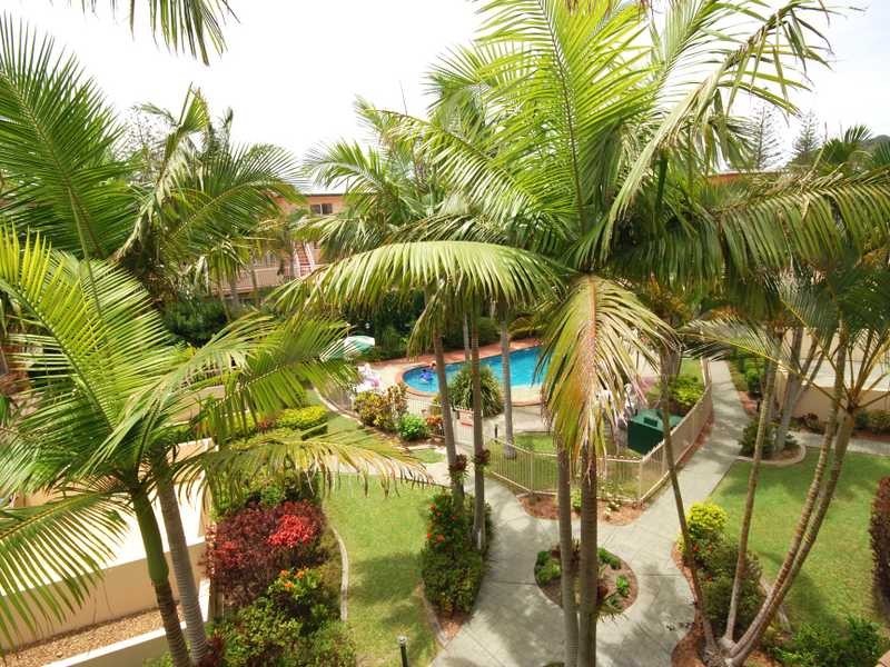 Unit 24/7 First Avenue, Burleigh Heads QLD 4220