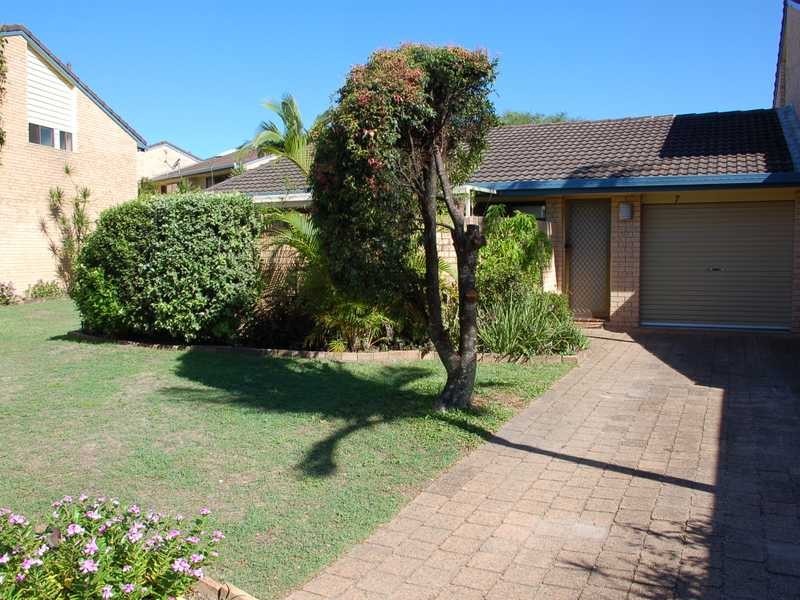 Unit 7/12 Shrike Ct, Burleigh Waters QLD 4220