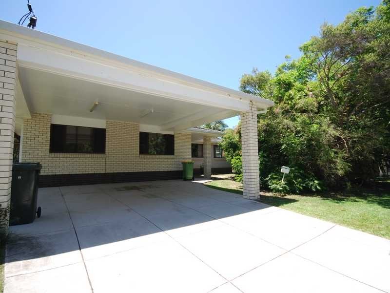 15 Newstead Street, Burleigh Waters QLD 4220