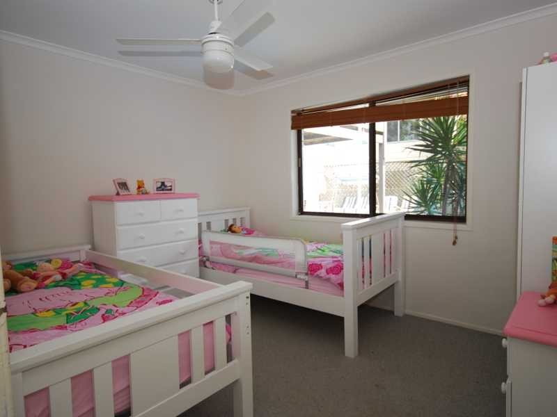 15 Newstead Street, Burleigh Waters QLD 4220