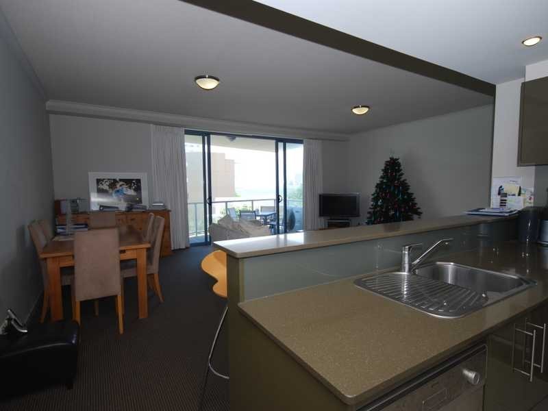 2051/1 Ocean Street, Burleigh Heads QLD 4220