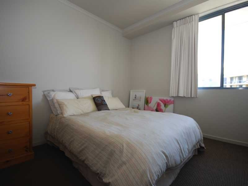 2051/1 Ocean Street, Burleigh Heads QLD 4220