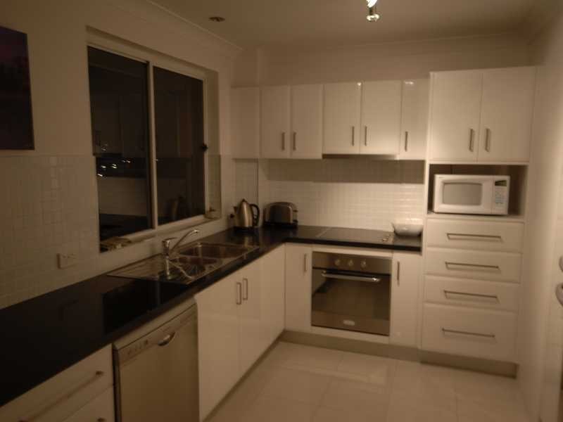 Unit 16/29 West Burleigh Road, Burleigh Heads QLD 4220