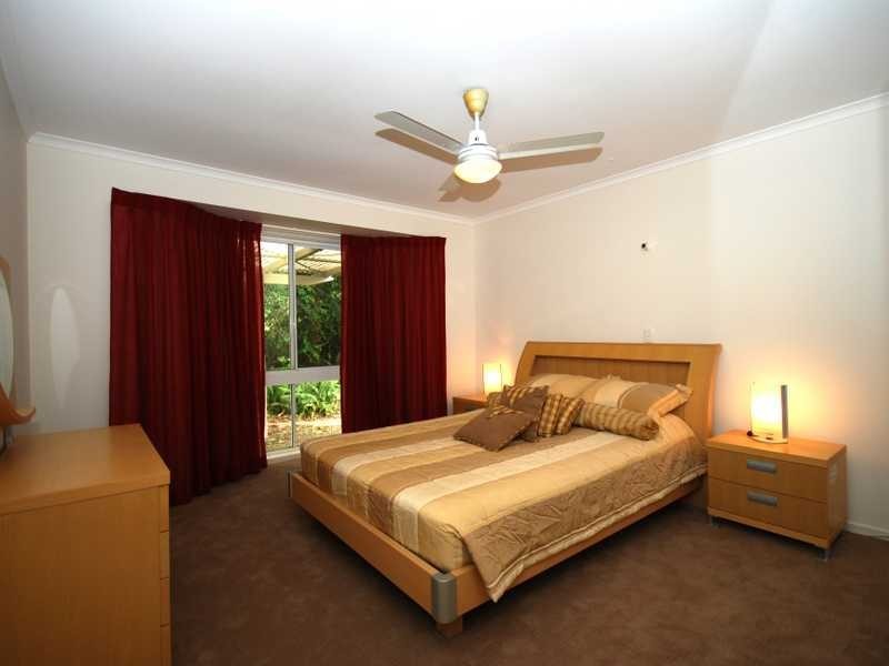 4 Dudgeon Drive, Tallebudgera QLD 4228