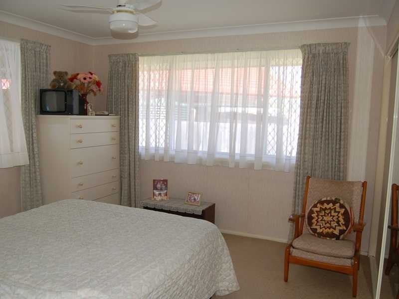 61 Bluejay St, Burleigh Waters QLD 4220
