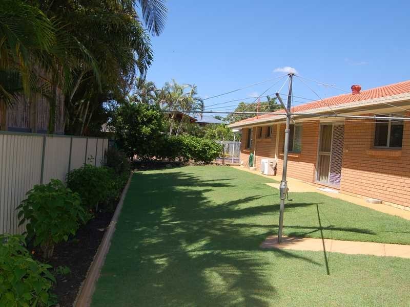 61 Bluejay St, Burleigh Waters QLD 4220
