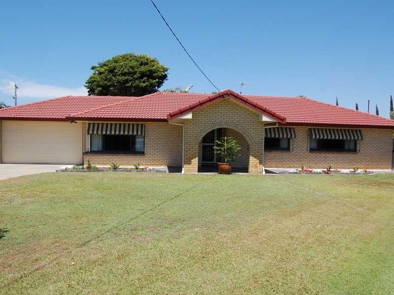 27 Kestrel Dr, Burleigh Waters QLD 4220