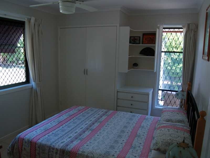 27 Kestrel Dr, Burleigh Waters QLD 4220