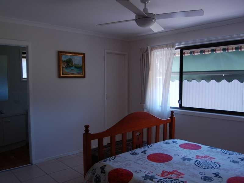 27 Kestrel Dr, Burleigh Waters QLD 4220