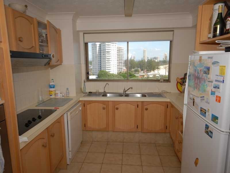 Unit 6/45 Hayle St, Burleigh Heads QLD 4220