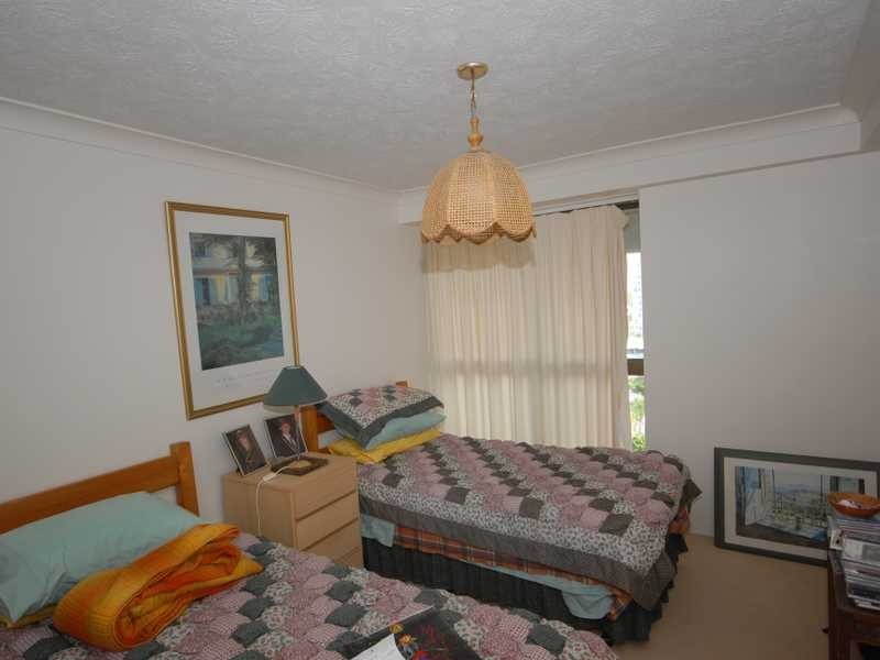 Unit 6/45 Hayle St, Burleigh Heads QLD 4220