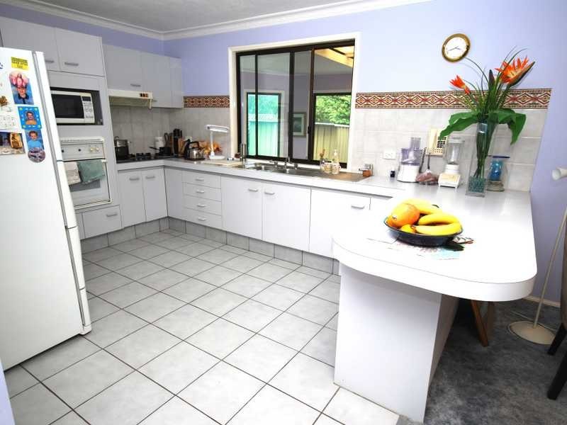 Unit 13/1st Ave 3 Township Dr, Burleigh Heads QLD 4220