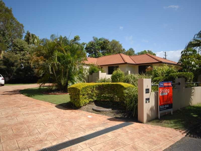 Unit 5/10 Cantala, Miami QLD 4220
