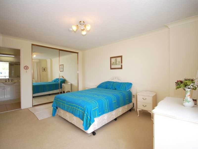 Unit 23/60 Goodwin Terrace, Burleigh Heads QLD 4220