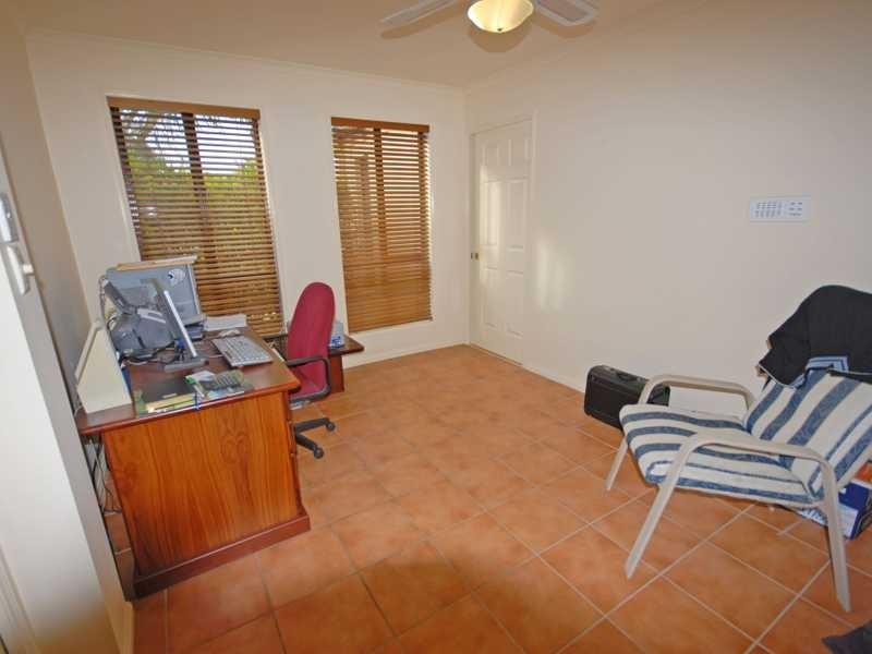 18 Sea Eagle Dr, Burleigh Waters QLD 4220