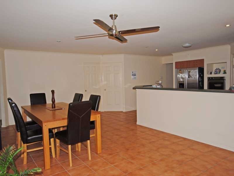 18 Sea Eagle Dr, Burleigh Waters QLD 4220