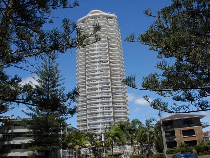 Unit 11/3 Second Ave, Burleigh Heads QLD 4220
