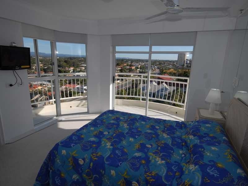 Unit 11/3 Second Ave, Burleigh Heads QLD 4220