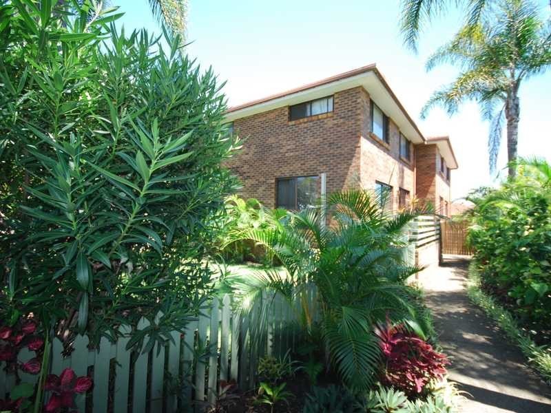 Unit 2/2218 Gold Coast Highway, Mermaid Beach QLD 4218