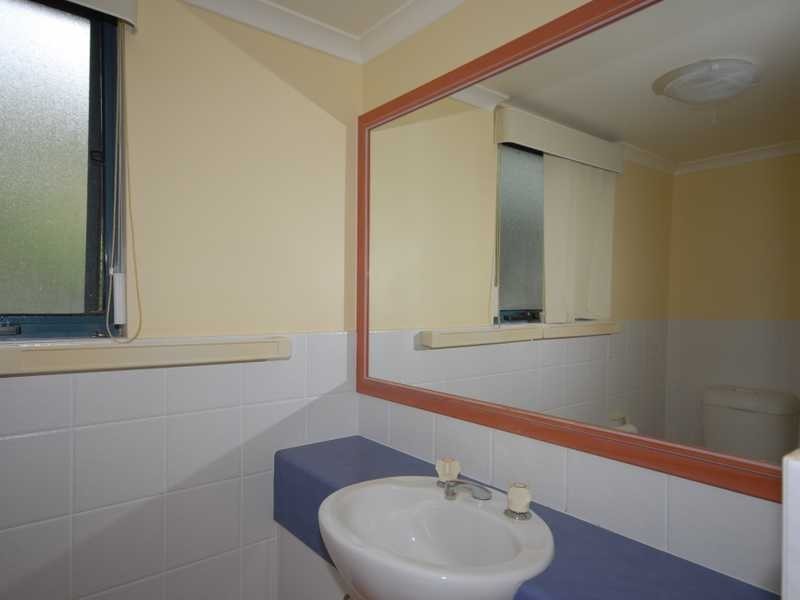 10/19 George Street East, Burleigh Heads QLD 4220