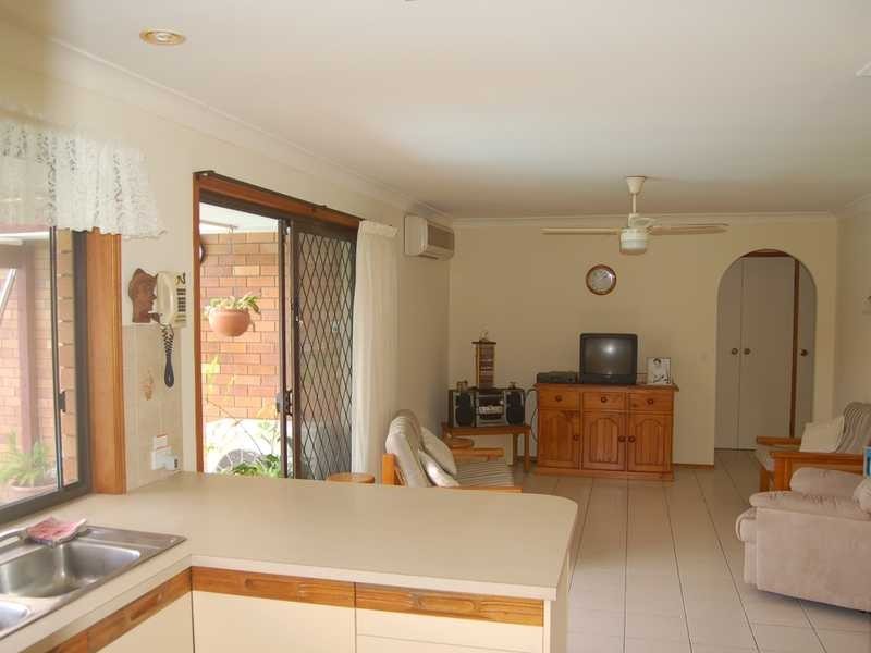 12 Honeywood Ct, Burleigh Waters QLD 4220