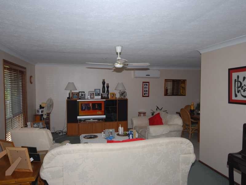 21 Treeview Dr, Burleigh Waters QLD 4220