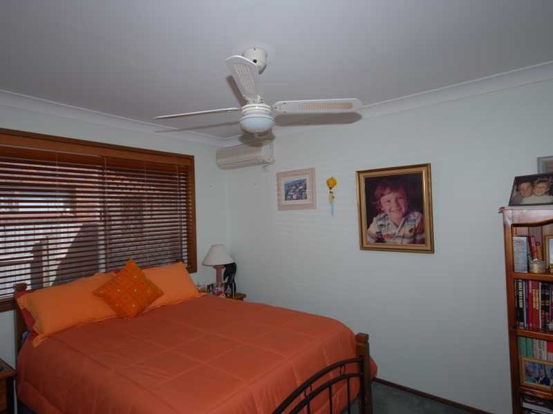 21 Treeview Dr, Burleigh Waters QLD 4220