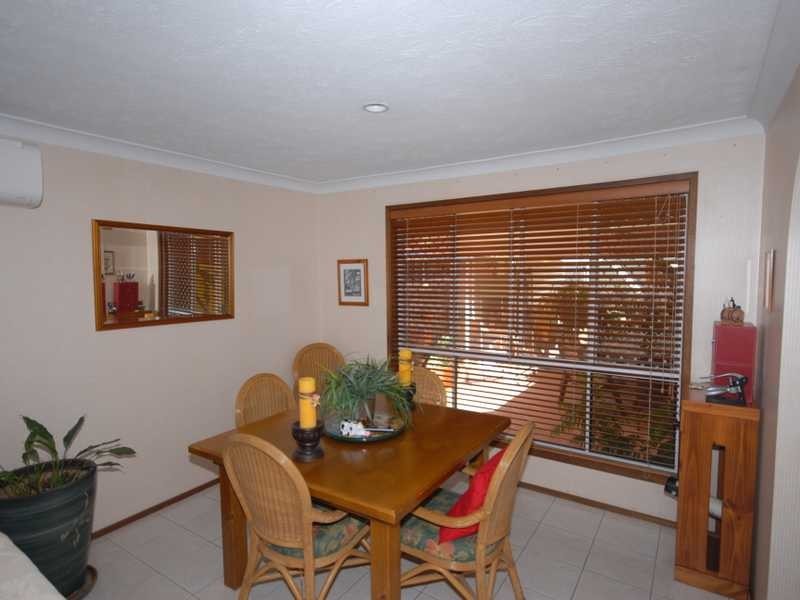 21 Treeview Dr, Burleigh Waters QLD 4220