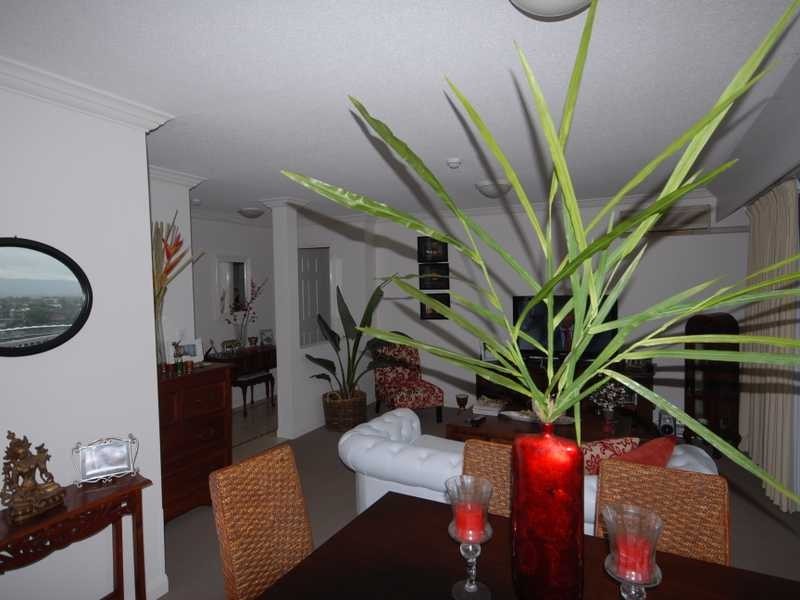 Unit 1612/24-26 Queensland Ave, Broadbeach QLD 4218