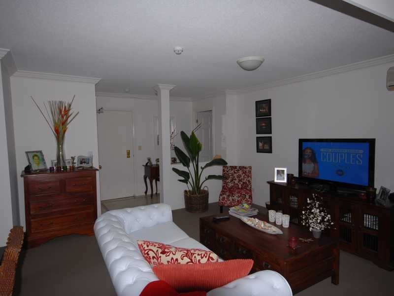 Unit 1612/24-26 Queensland Ave, Broadbeach QLD 4218