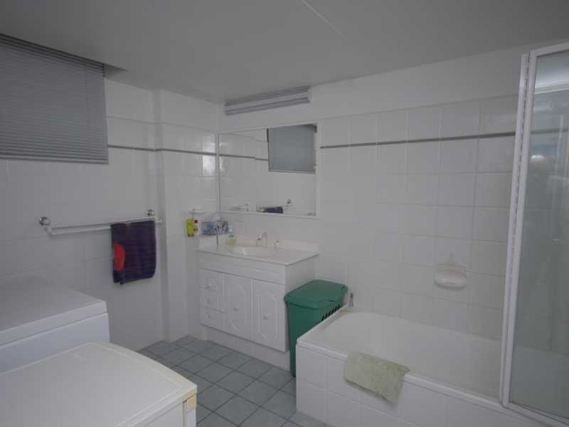 Unit 13/100 The Esplanade, Burleigh Heads QLD 4220