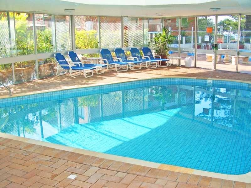 Unit 3/32 The Esplanade, Burleigh Heads QLD 4220