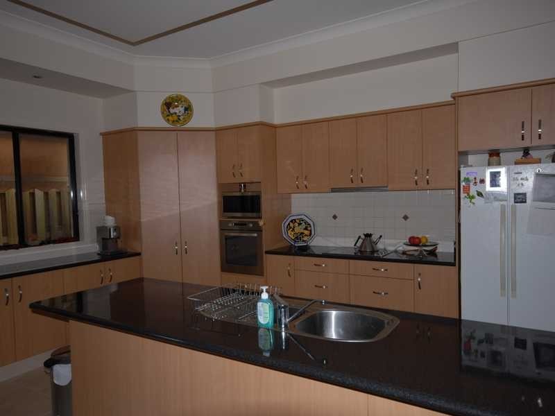 21 Gerona Cct, Varsity Lakes QLD 4227