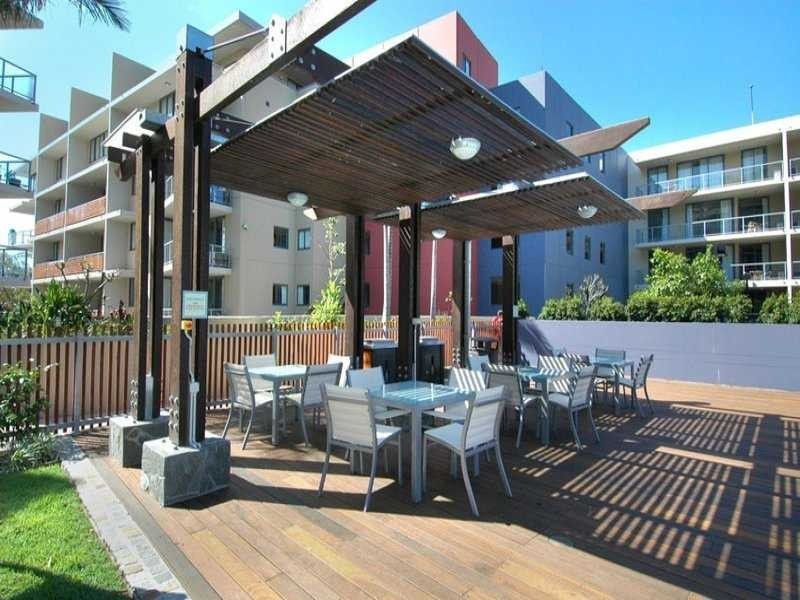 Unit 2057/1 Ocean Street, Burleigh Heads QLD 4220
