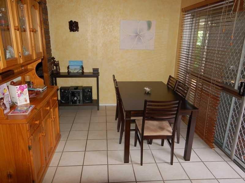 3 Bradley Ave, Miami QLD 4220