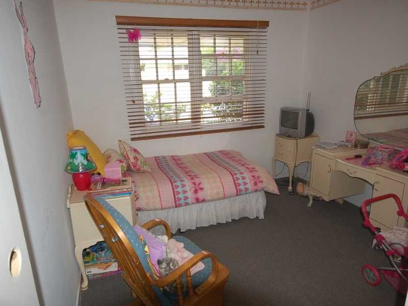 3 Bradley Ave, Miami QLD 4220