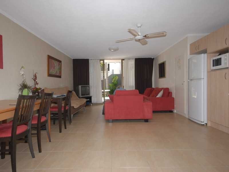 Unit 5/1849 Gold Coast Highway, Burleigh Heads QLD 4220