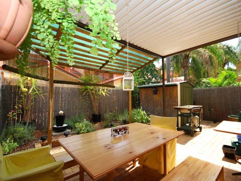 Unit 2/1 Teal Court, Burleigh Waters QLD 4220