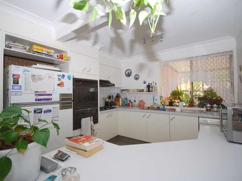 Unit 2/1 Teal Court, Burleigh Waters QLD 4220