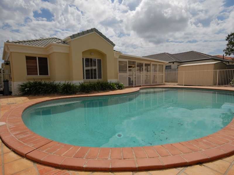 161 Dunlin Drive, Burleigh Waters QLD 4220