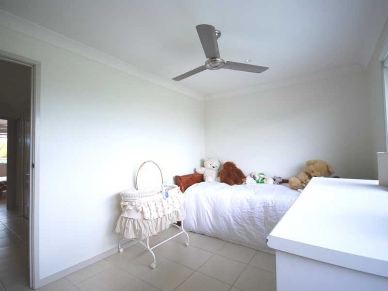 Unit 25/105 Christine Ave, Burleigh Waters QLD 4220