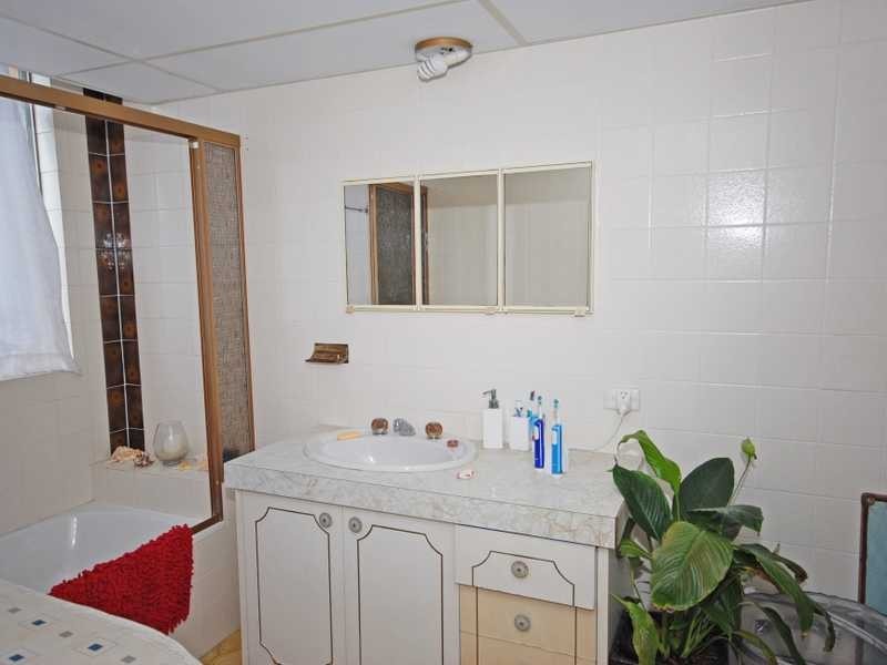 Unit 9/24 The Esplanade, Burleigh Heads QLD 4220
