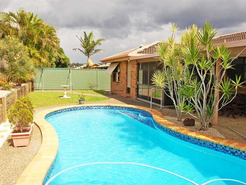 Burleigh Waters QLD 4220