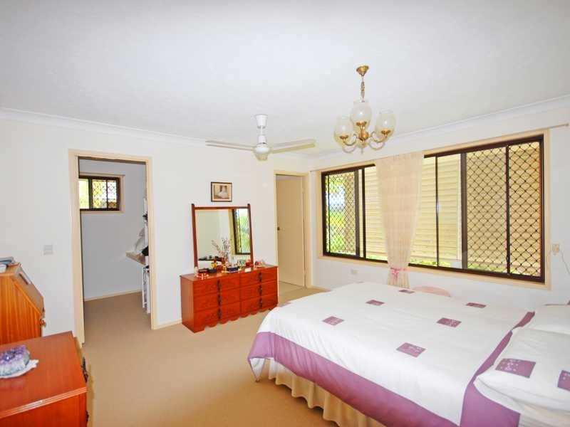 Burleigh Waters QLD 4220